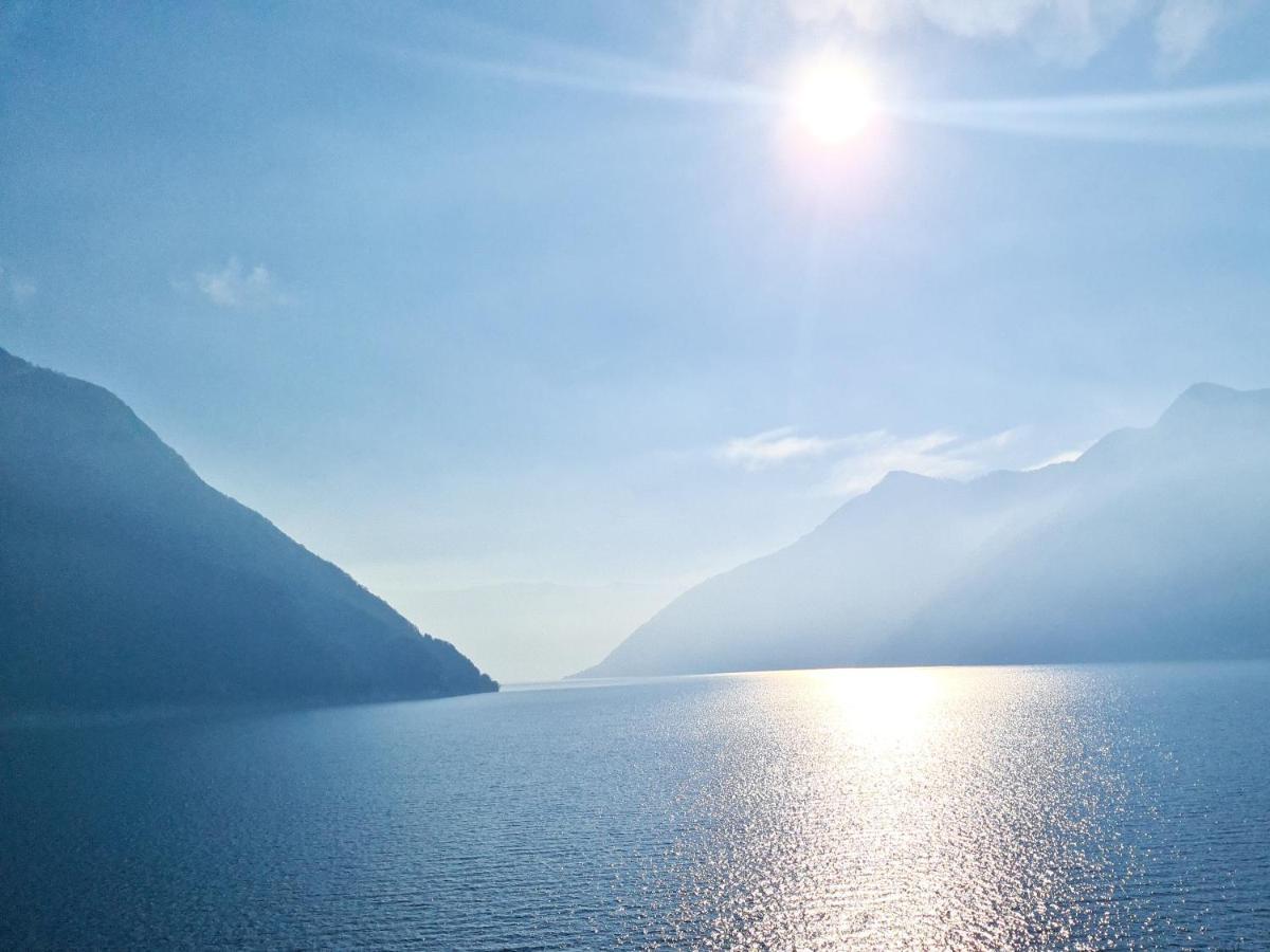 Colonno Panoramica Lago Di Como Eksteriør bilde